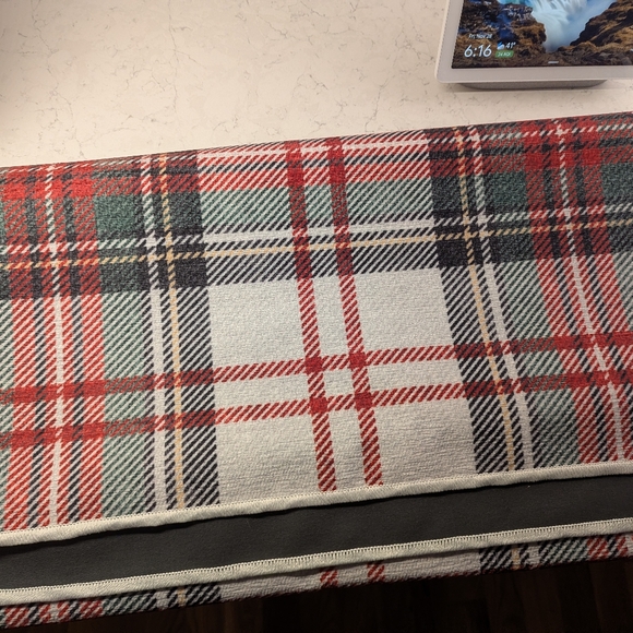 Ruggable Plaid Runner Rug - Red and Green 2.5'x10'.  Brand New!!! - Picture 2 of 8
